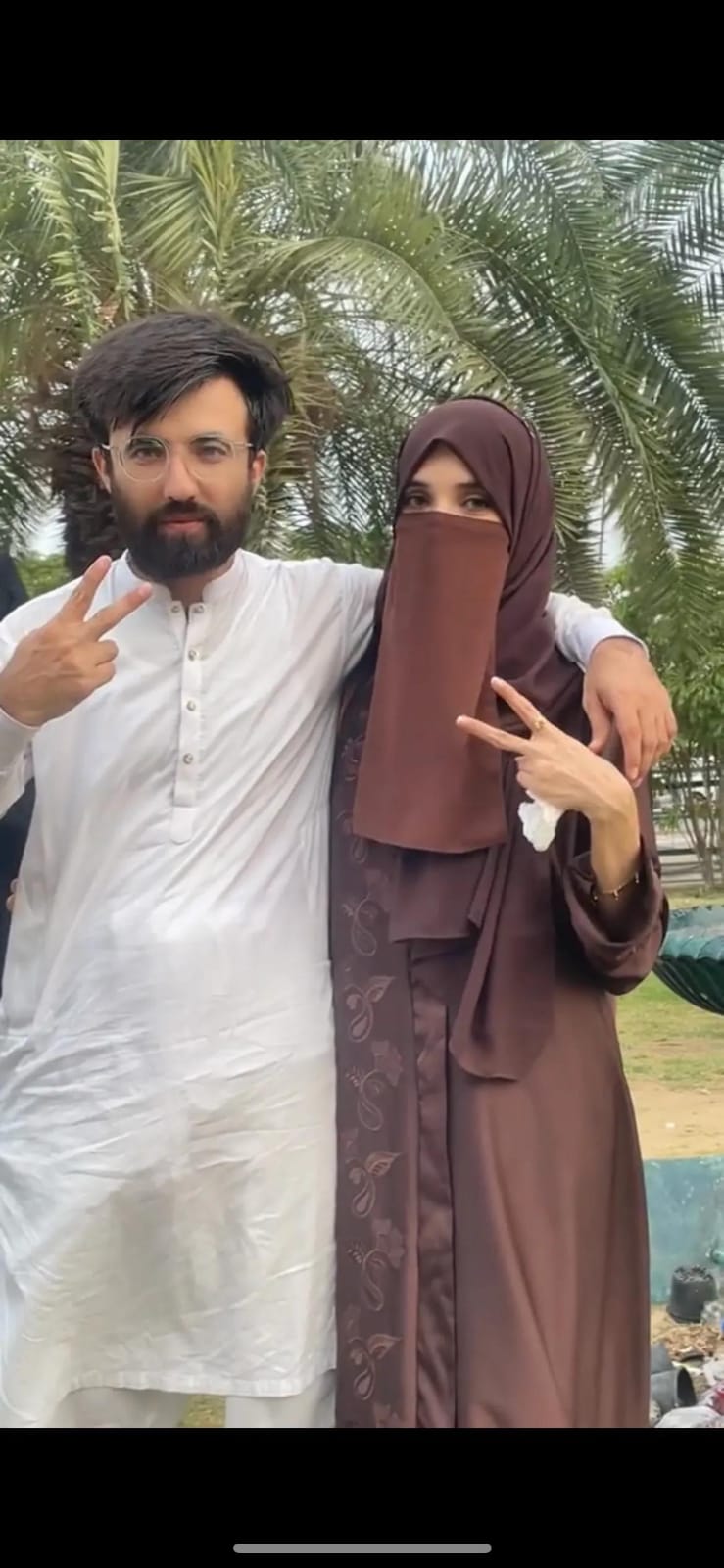 Arshad Noor and Co-Founder Sumaira Noor victory sign comeback